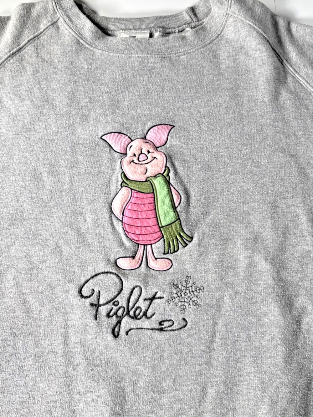 Rare VTG 80s Disney Store Piglet Gray Sweashirt Unisex XL XXL Embroidered Scarf